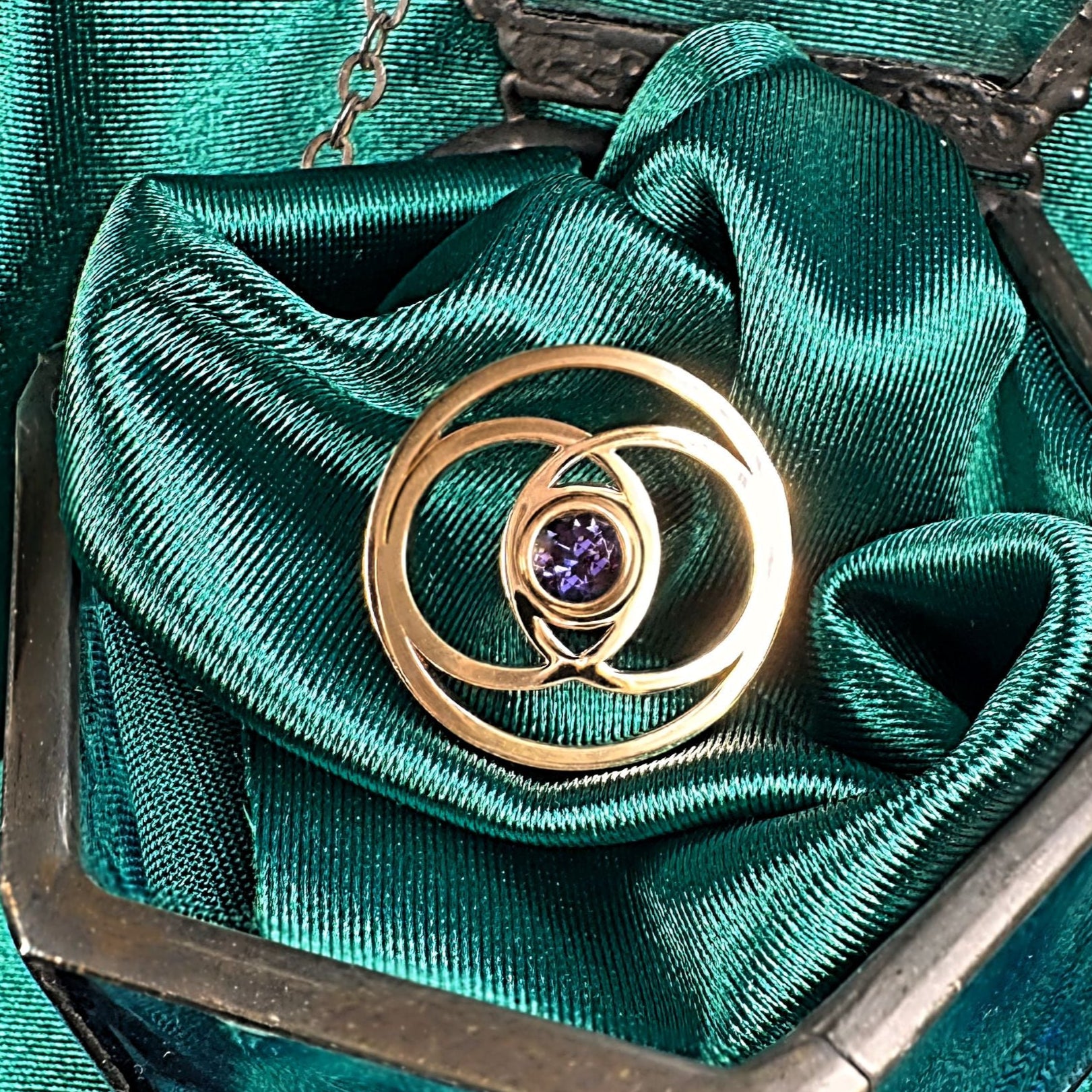 The Vesica Piscis... Balance in a bracelet