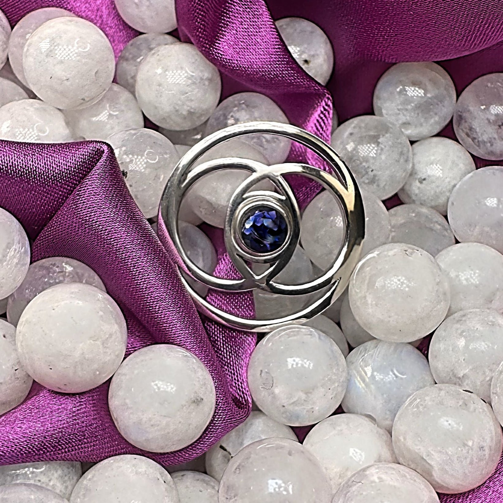 The Vesica Piscis... Balance in a bracelet