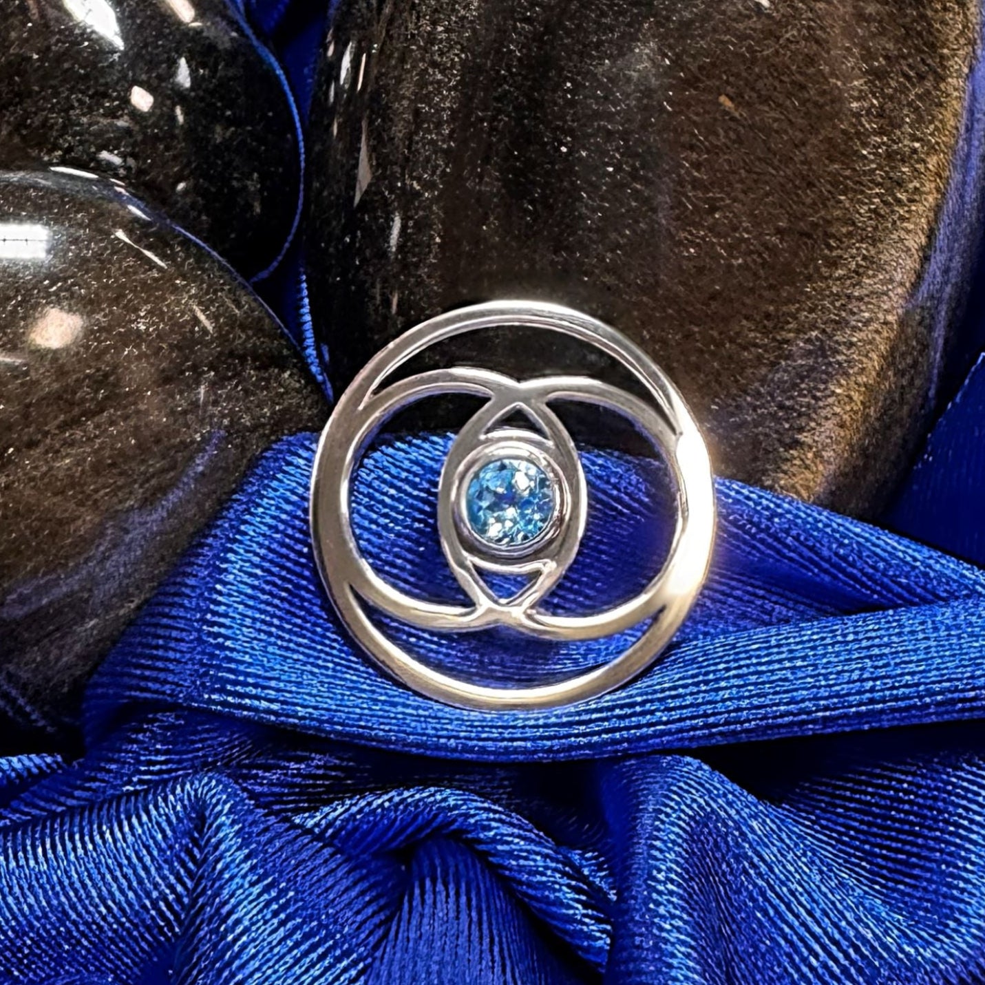 Vesica Piscis Minimalist Bracelet