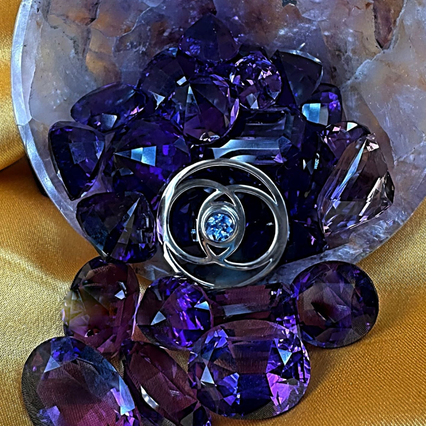 The Vesica Piscis... Balance in a bracelet